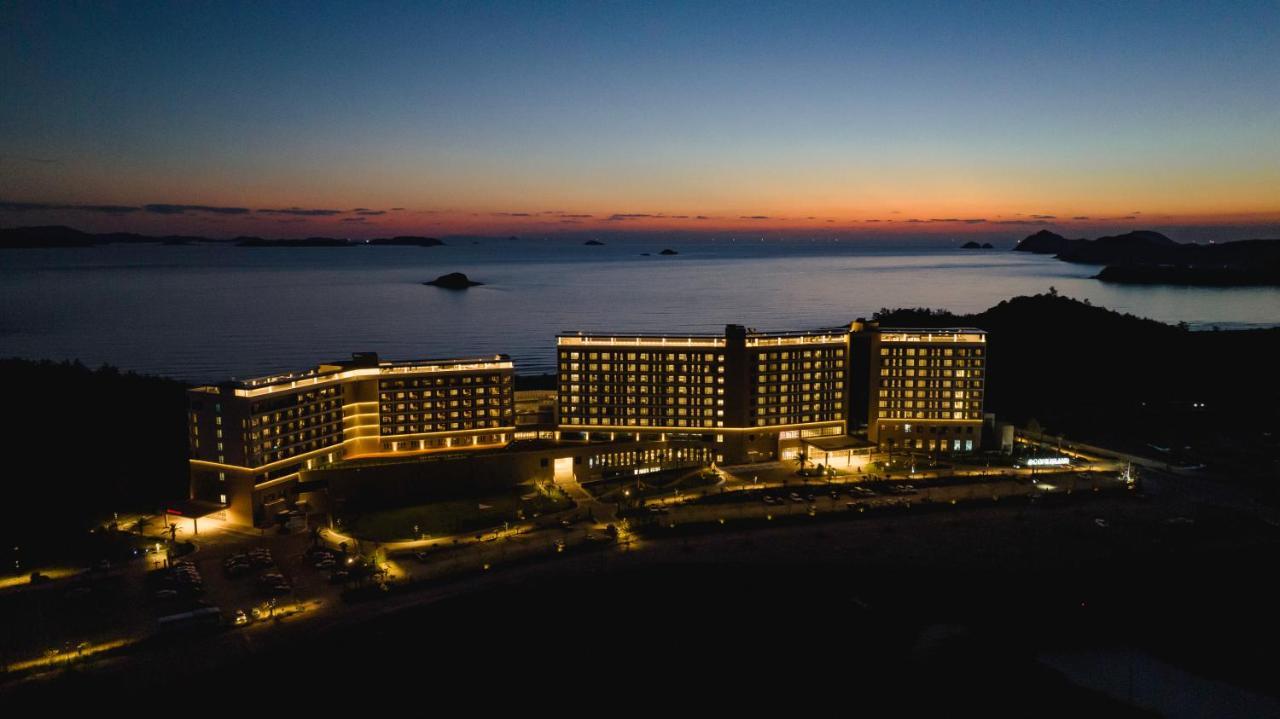 C-One Resort Jaeundo Sinan Eksteriør billede