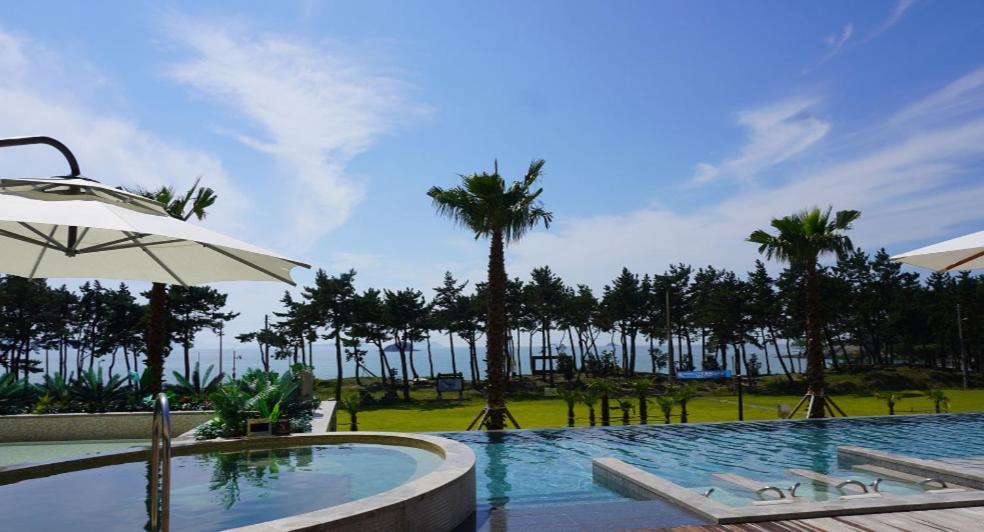 C-One Resort Jaeundo Sinan Eksteriør billede